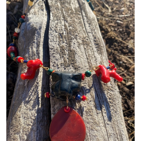 Indigenous Made Ritual necklace - Picture 2 of 6